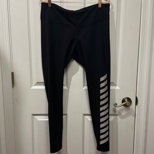 OLD NAVY Workout Legging